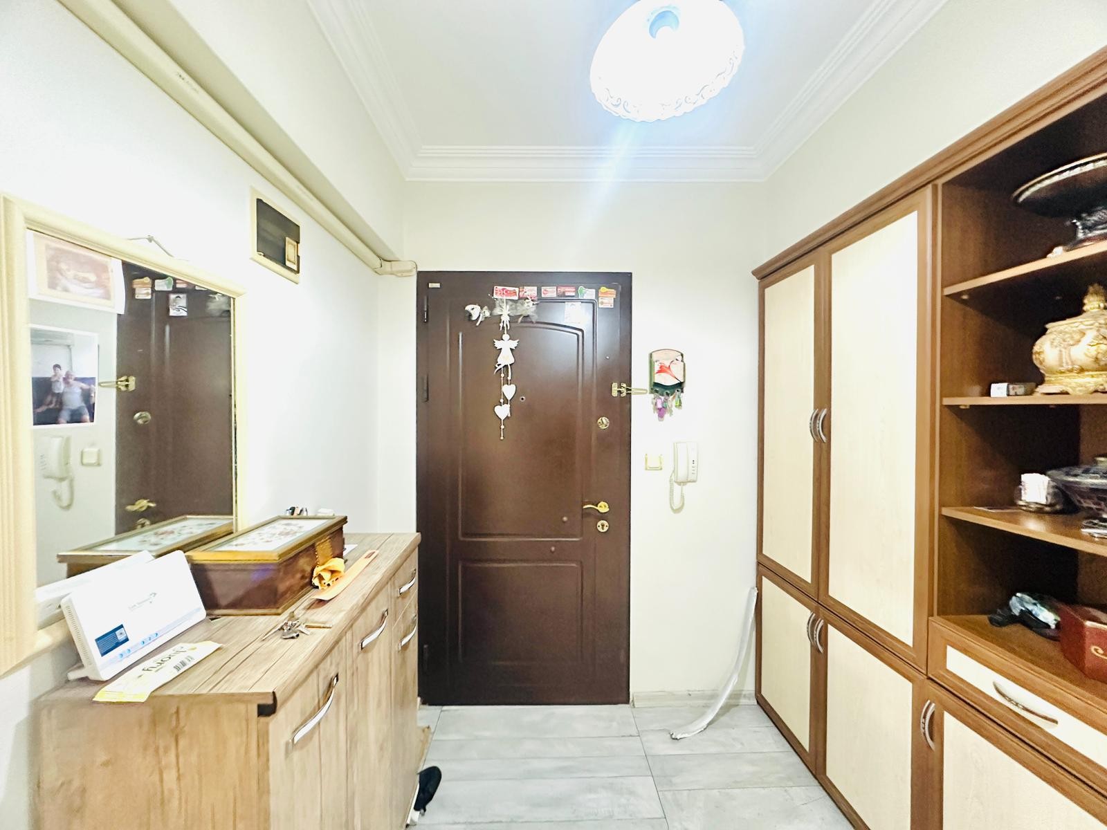 В сердце Кушадасы! Квартира 3+1 с кондиционером и природным газом в районе Тюркмен