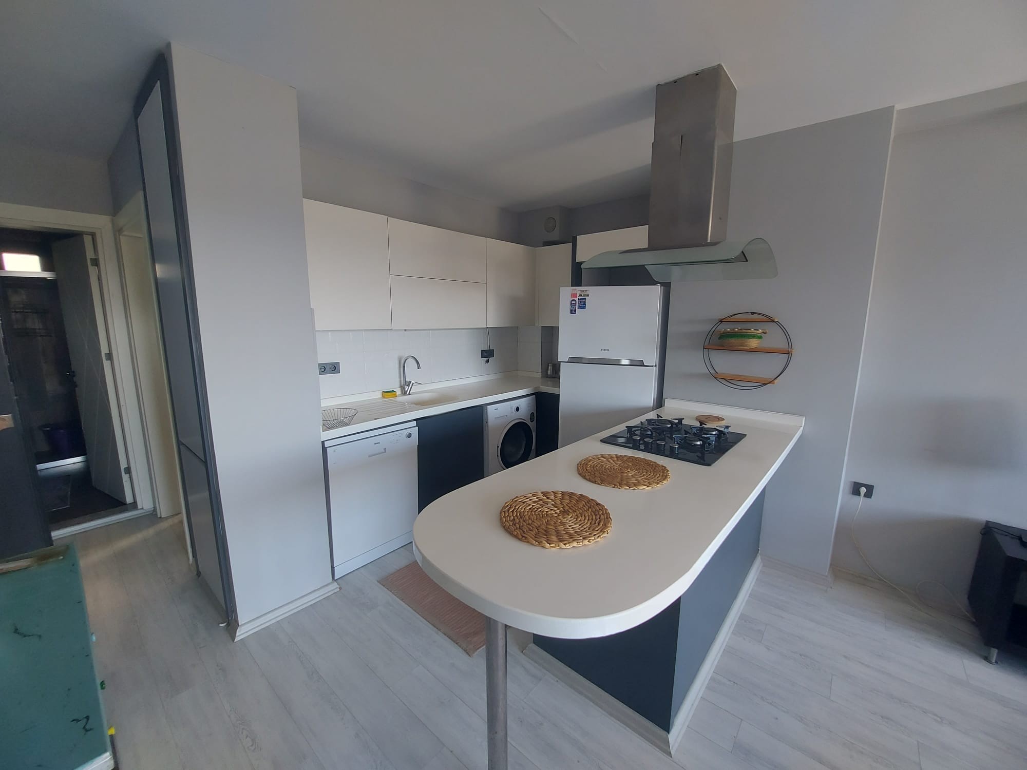 SEA-VIEW 1-BEDROOM APARTMENT FOR SALE IN LADIES BEACH, KUŞADASI