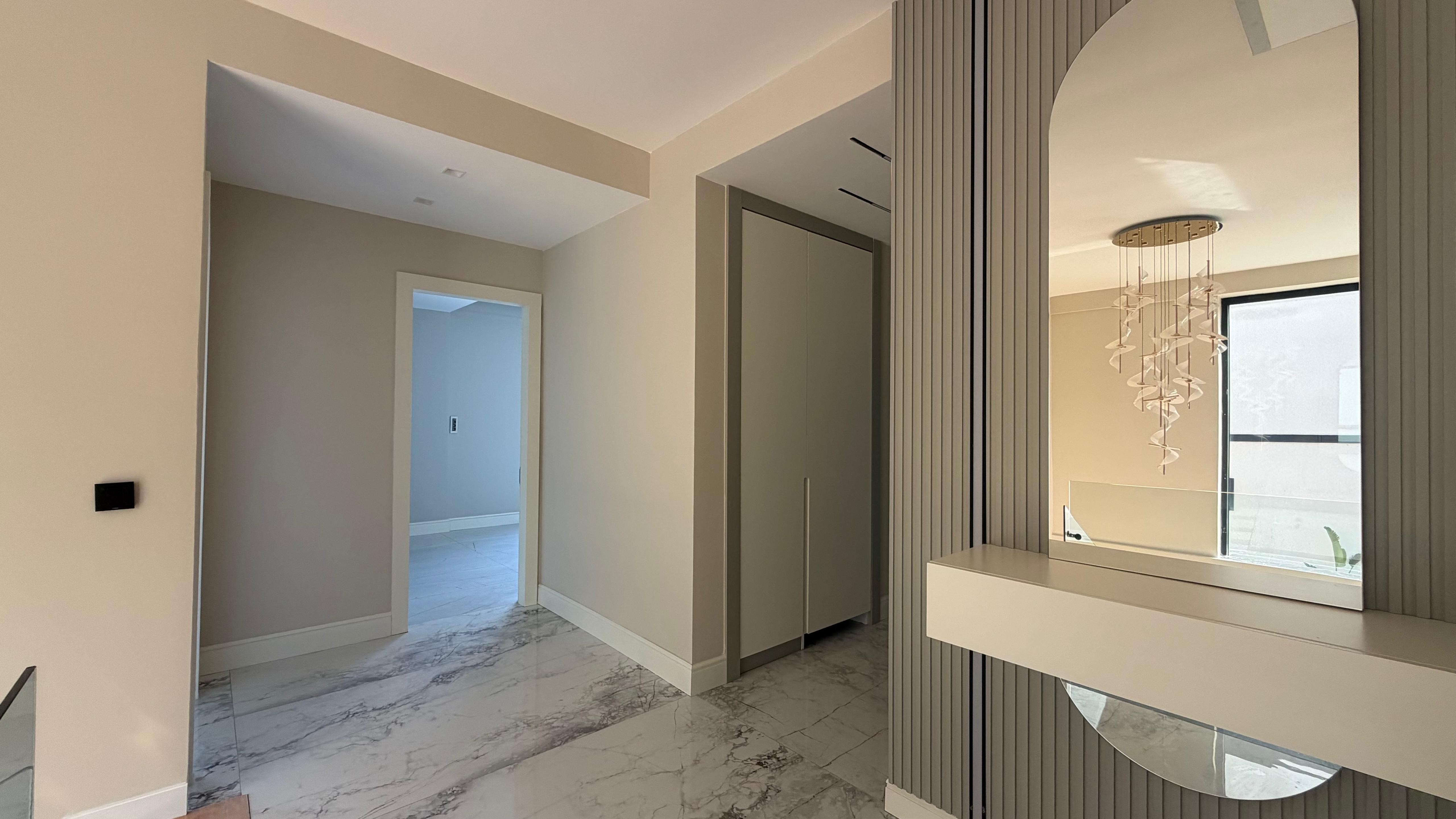 LUXURY MODERN VILLA FOR SALE WITHIN WALKING DISTANCE OF THE SEA IN EGE NEIGHBORHOOD, KUŞADASI