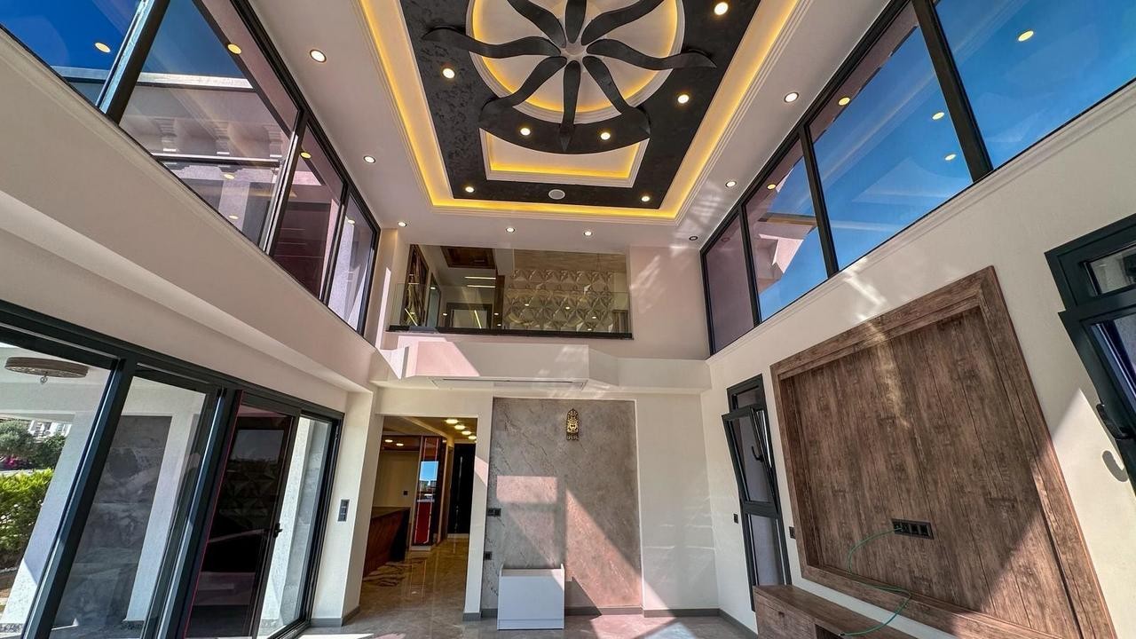 LUXURY & EXCLUSIVE DESIGN VILLA IN KADINLAR DENİZİ, KUŞADASI