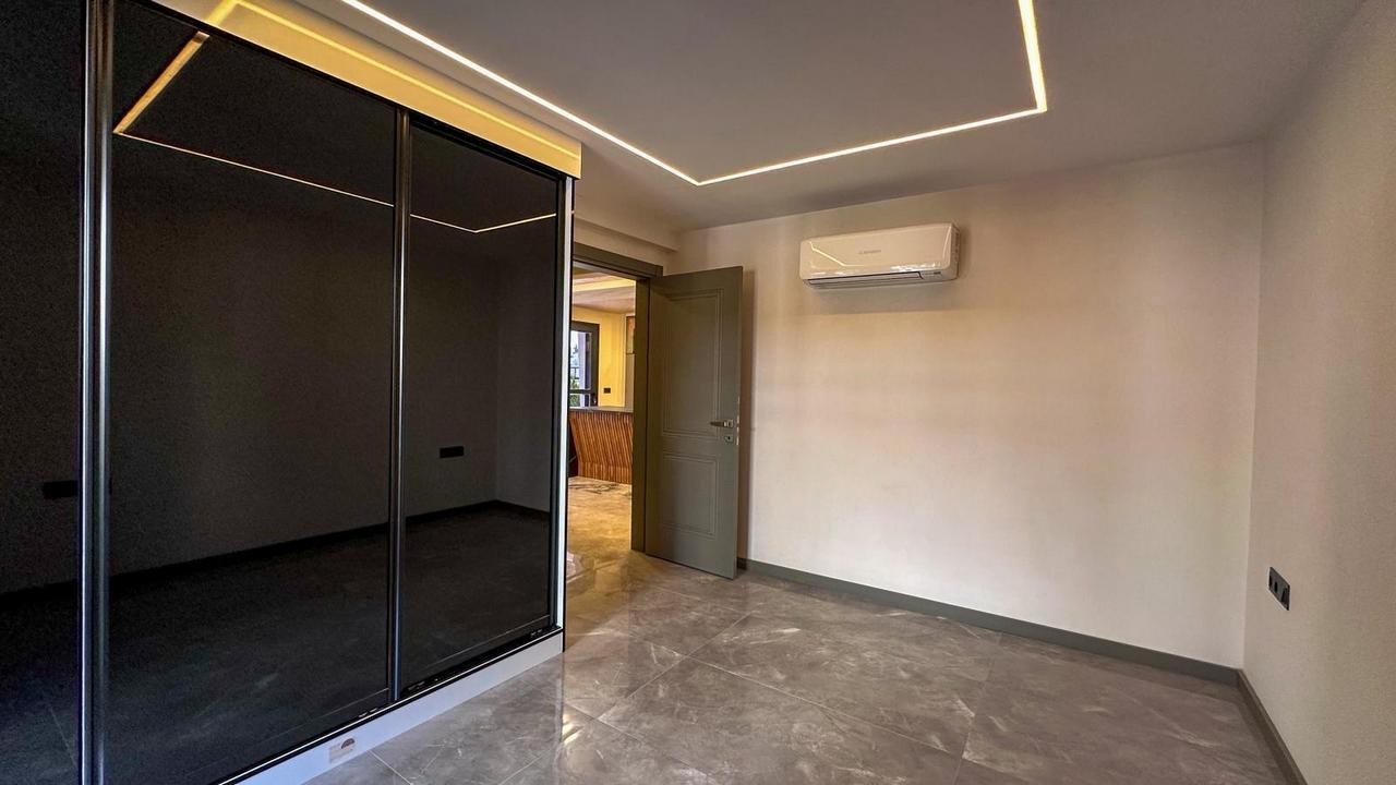 LUXURY & EXCLUSIVE DESIGN VILLA IN KADINLAR DENİZİ, KUŞADASI