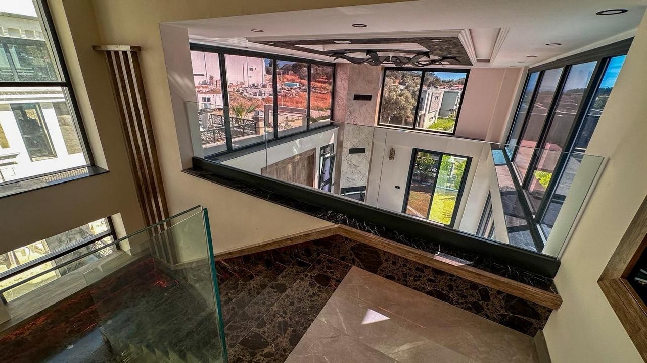 LUXURY & EXCLUSIVE DESIGN VILLA IN KADINLAR DENİZİ, KUŞADASI