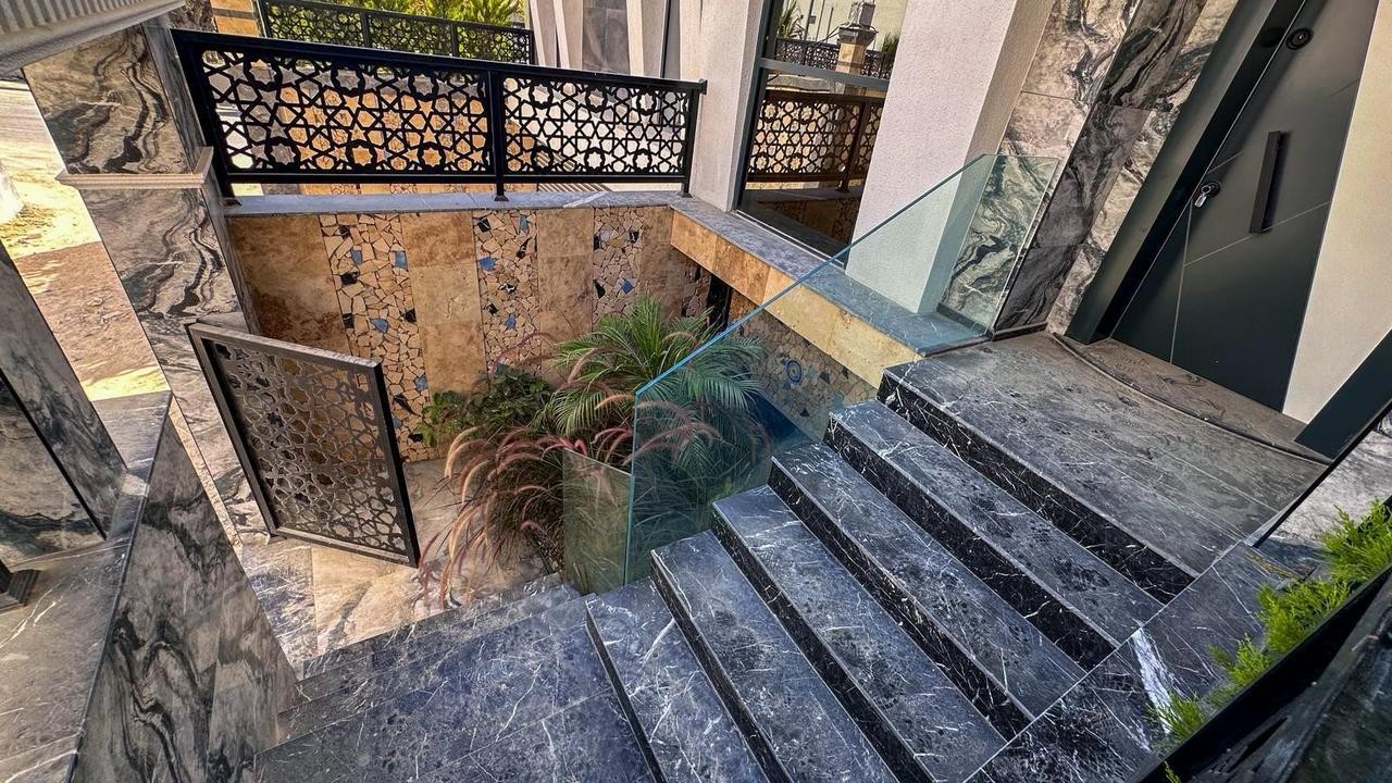 LUXURY & EXCLUSIVE DESIGN VILLA IN KADINLAR DENİZİ, KUŞADASI