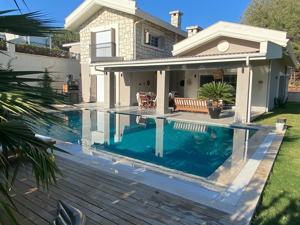 LUXURY DETACHED VILLA SURROUNDED BY NATURE IN SOĞUCAK, KUŞADASI