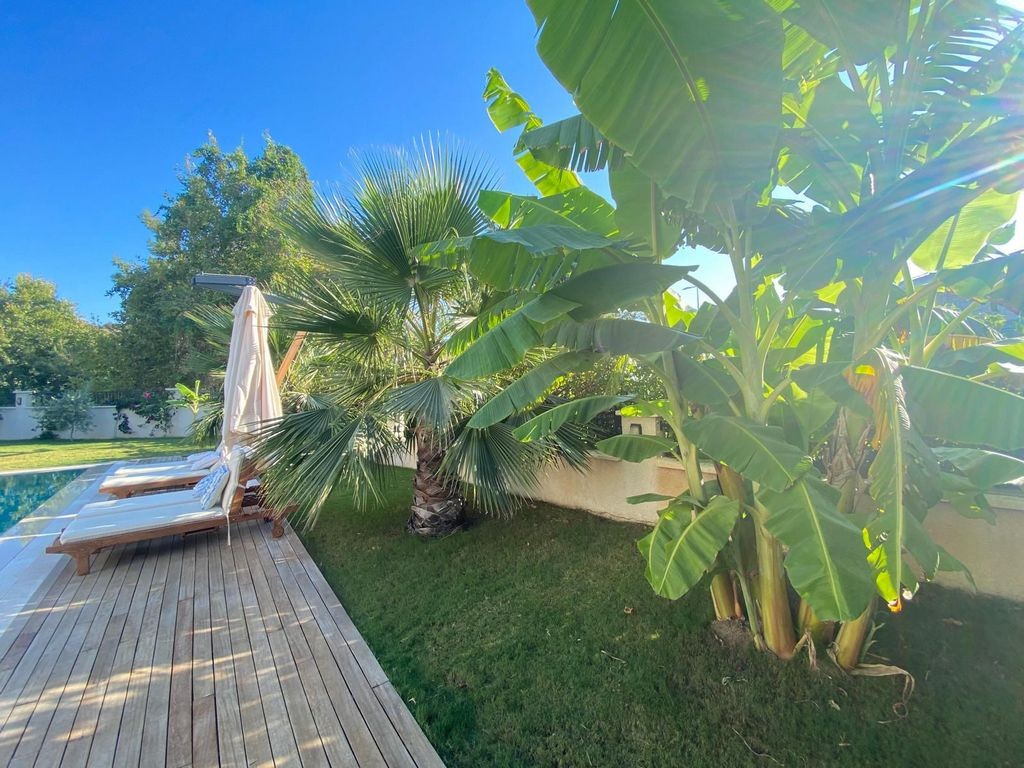 LUXURY DETACHED VILLA SURROUNDED BY NATURE IN SOĞUCAK, KUŞADASI