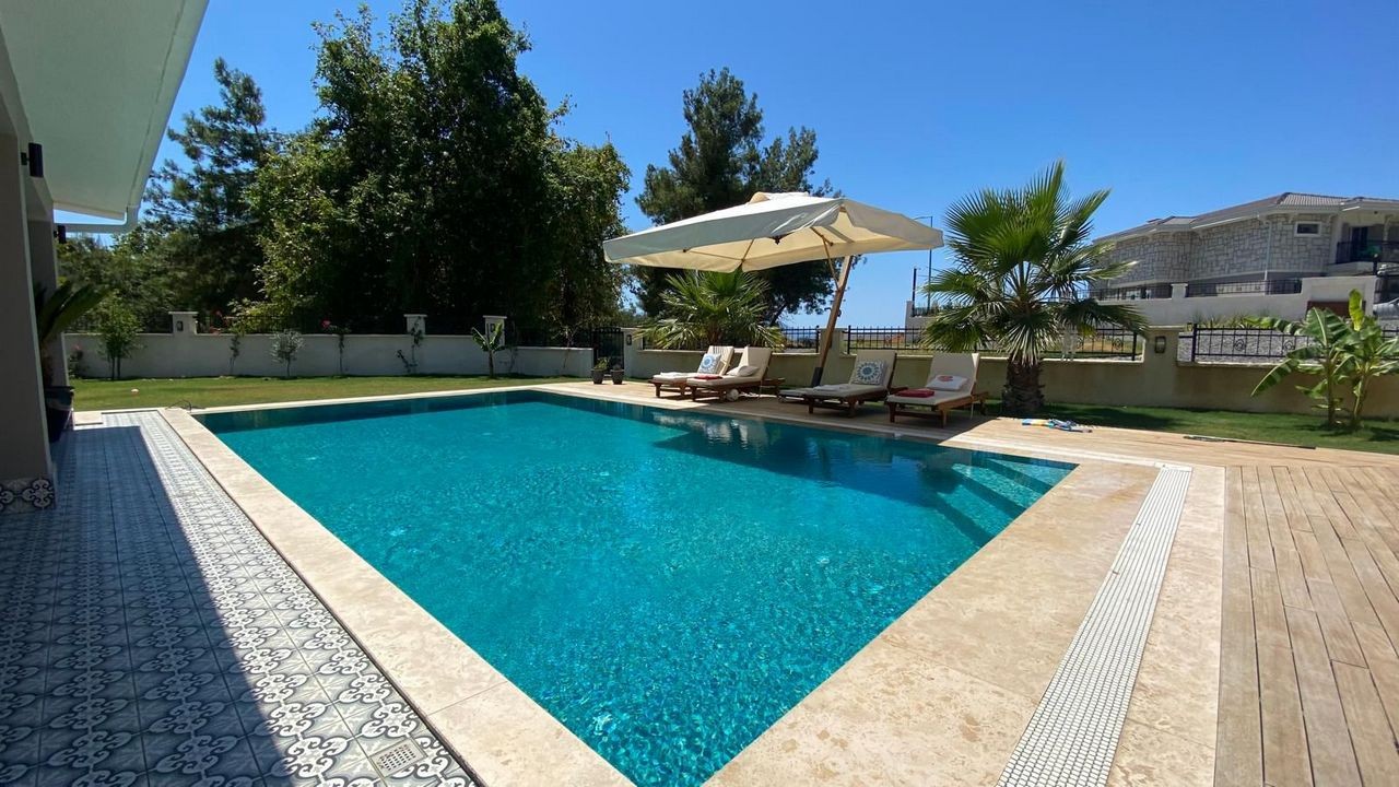 LUXURY DETACHED VILLA SURROUNDED BY NATURE IN SOĞUCAK, KUŞADASI
