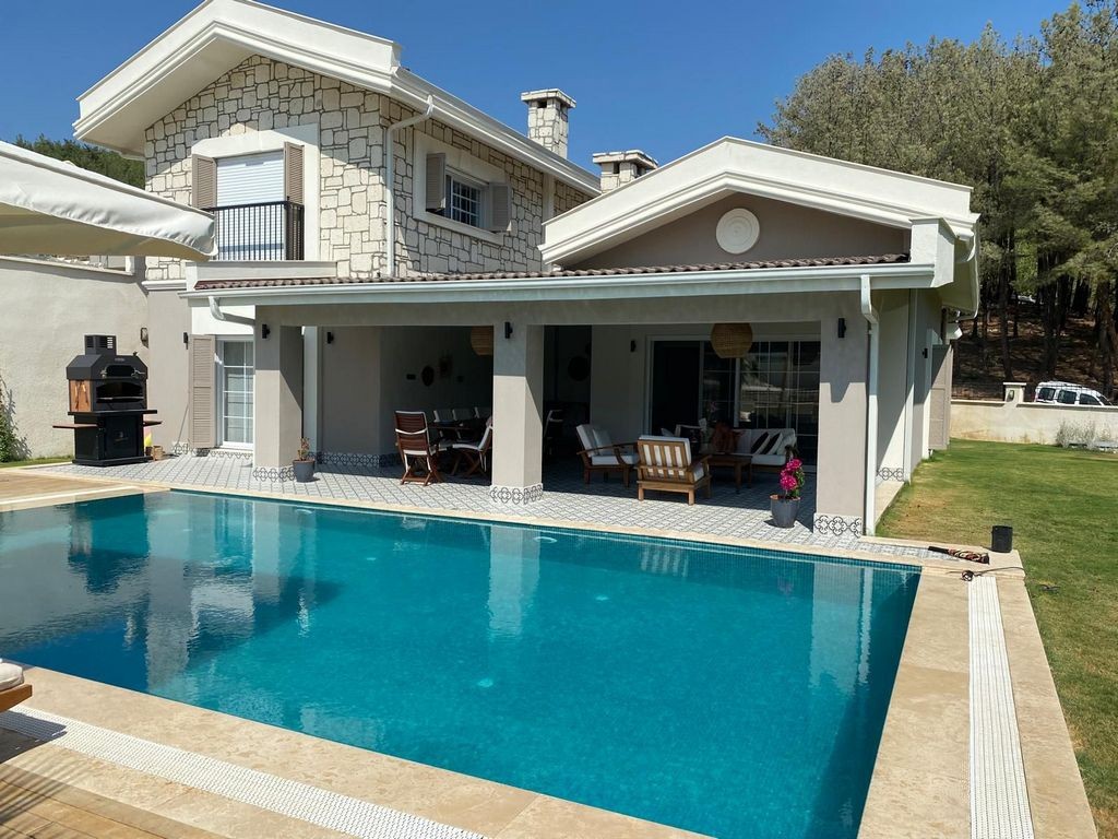 LUXURY DETACHED VILLA SURROUNDED BY NATURE IN SOĞUCAK, KUŞADASI