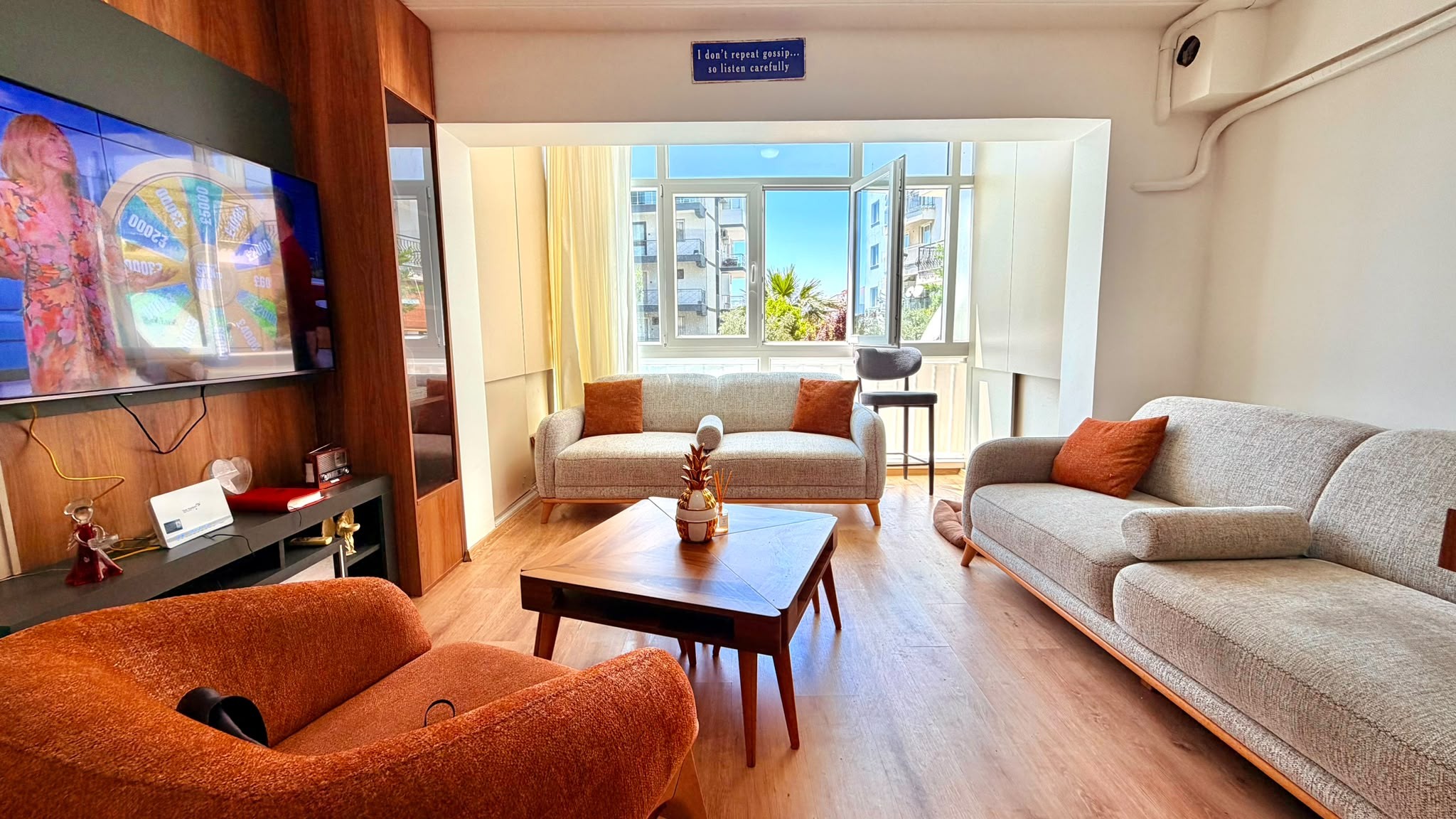 RENOVATED 1-BEDROOM APARTMENT WITH SHARED POOL IN KUŞADASI MARINA