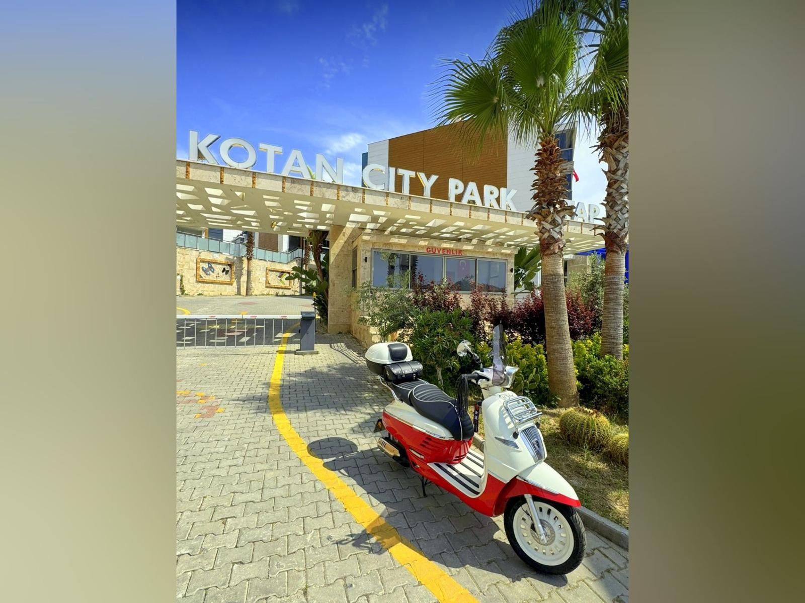 Modern Comfort & Award-Winning Design – 1 Bedroom 2 Bathrooms Gem in Prime Location in Kusadasi !