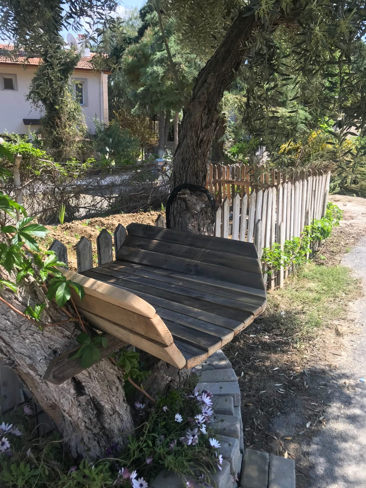 Residence-Permit Eligible Detached Home in the Heart of Ladies Beach, Kuşadası!