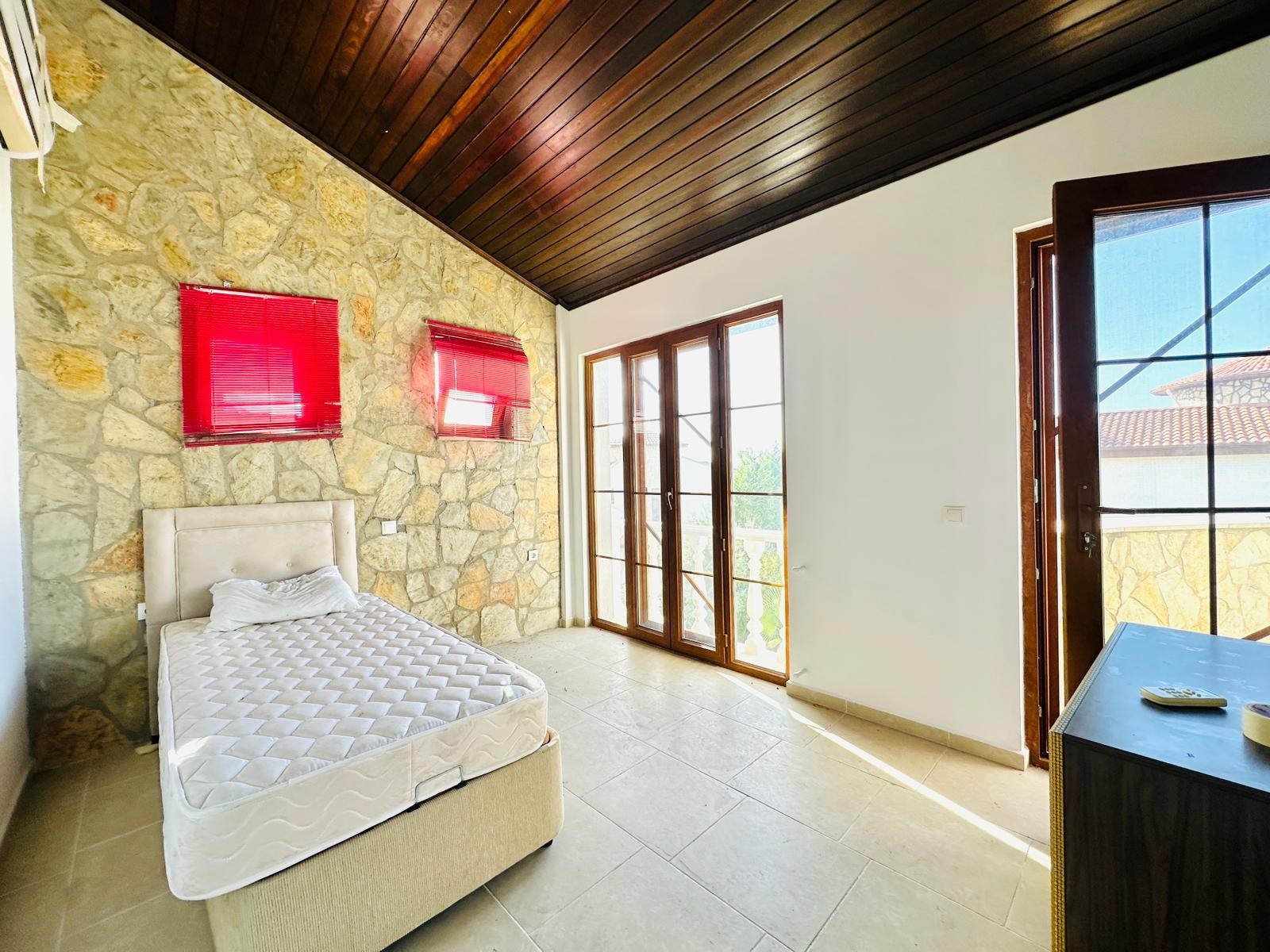 Exclusive Detached Villa with Private Pool in Soğucak, Kuşadası – A Unique Lifestyle Surrounded by Nature