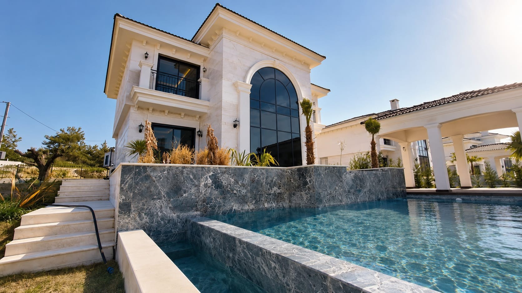 4 Bedroom Brand New Detached Villas for Sale in Kusadasi