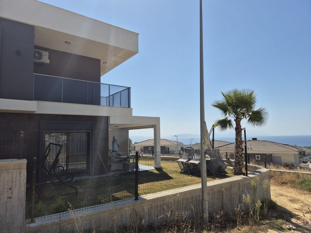 Sea-View Villa for Sale in Kuşadası Soğucak!