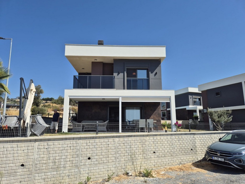 Sea-View Villa for Sale in Kuşadası Soğucak!