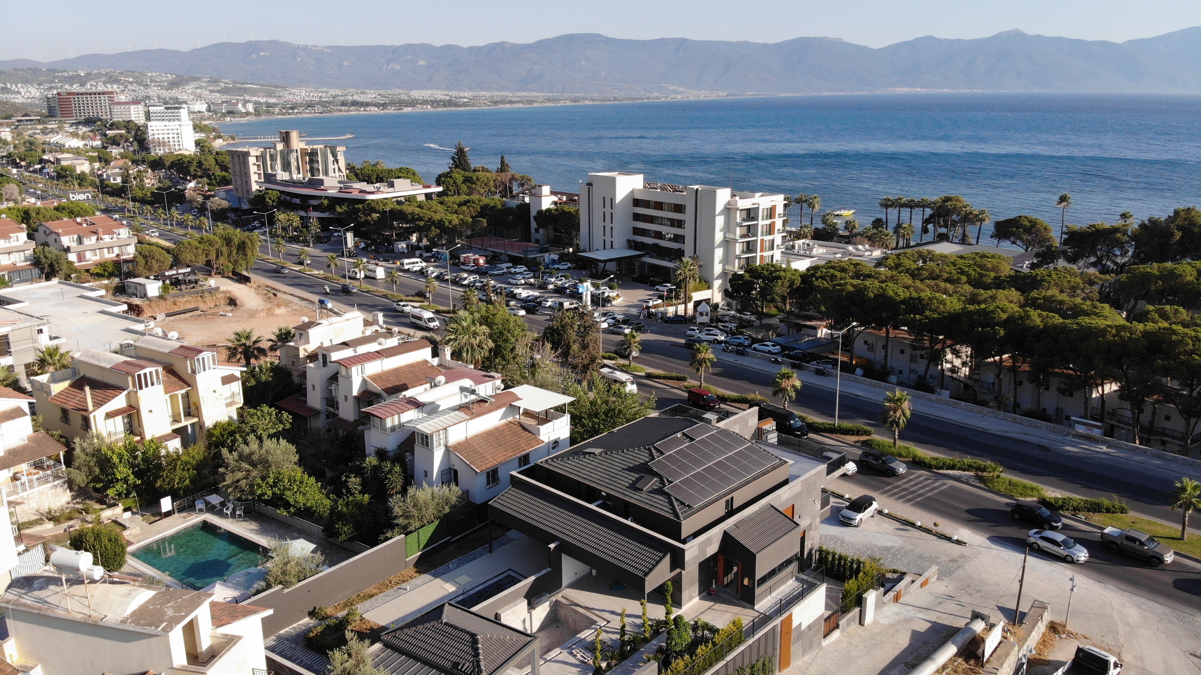 EXCLUSIVE LUXURY PENTHOUSE DUPLEX WITH PANORAMIC SEA VIEWS | 243 m² INCLUDING TERRACE | PRIME KUŞADASI LOCATION