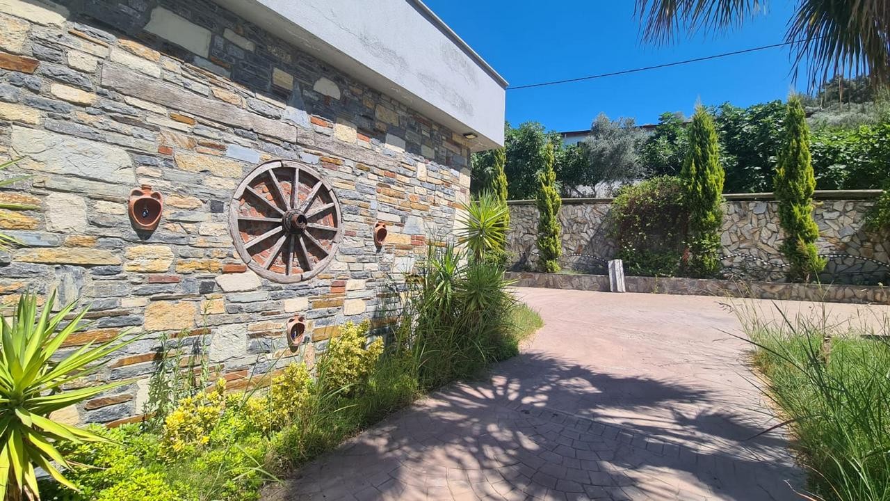 LUXURY PRIVATE FARMHOUSE WITH PRIVATE POOL IN KUŞADASI KİRAZLI VILLAGE