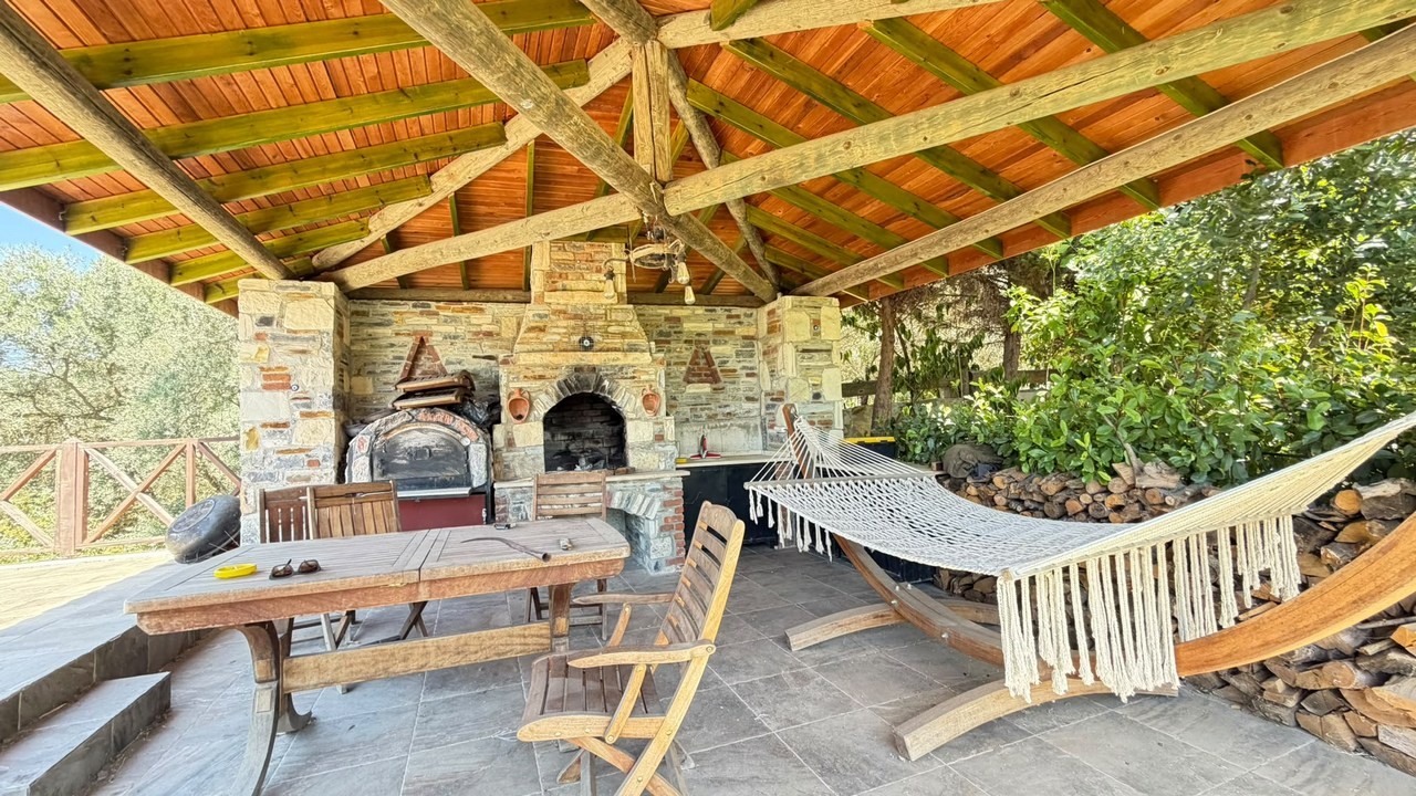 LUXURY PRIVATE FARMHOUSE WITH PRIVATE POOL IN KUŞADASI KİRAZLI VILLAGE