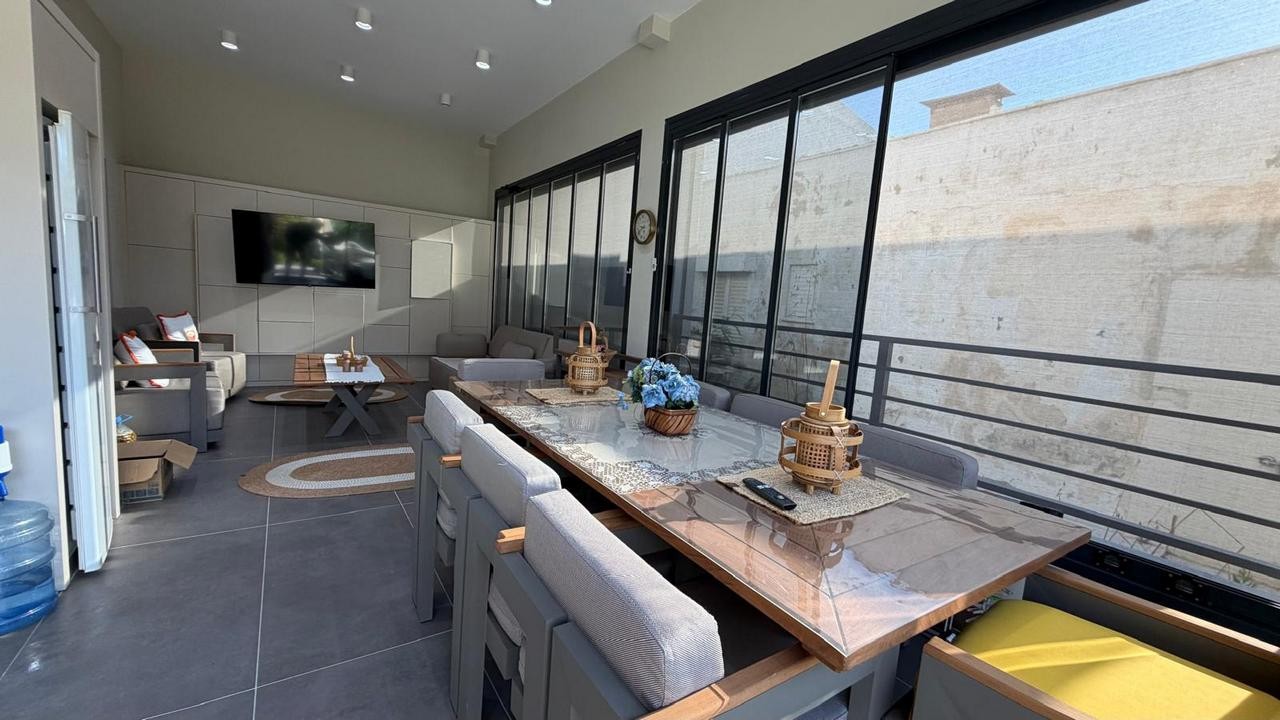 MODERN VILLA FOR SALE IN KUŞADASI KARAOVA