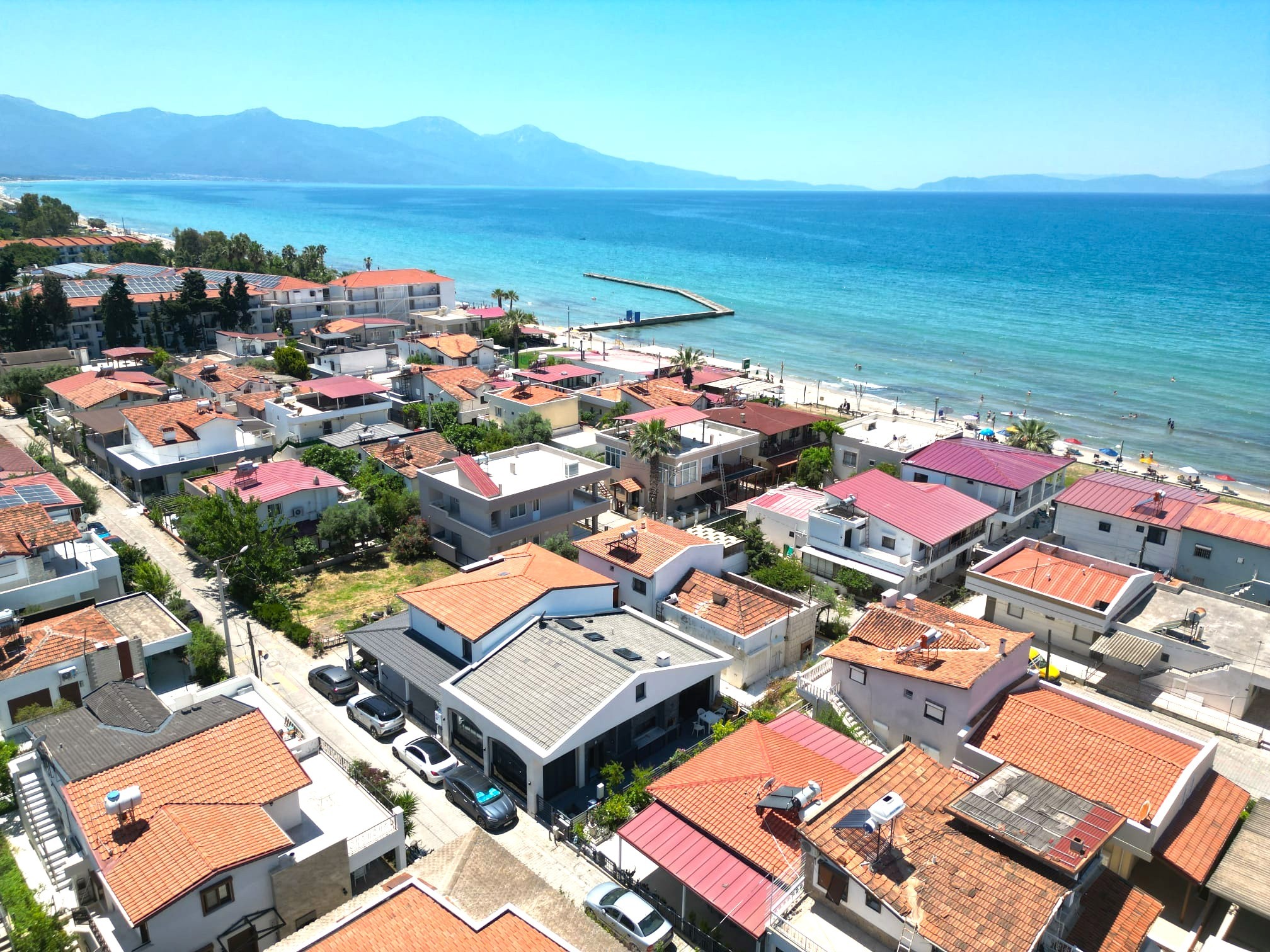 MODERN VILLA FOR SALE IN KUŞADASI KARAOVA