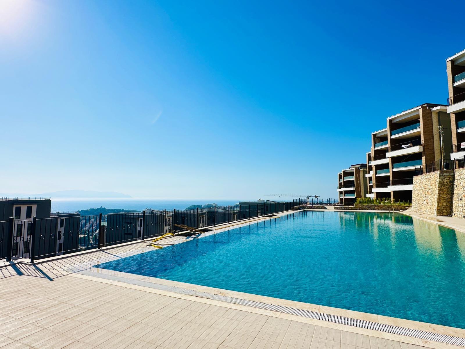 LUXURY 3-BEDROOM APARTMENT WITH UNINTERRUPTED SEA VIEWS KUŞADASI