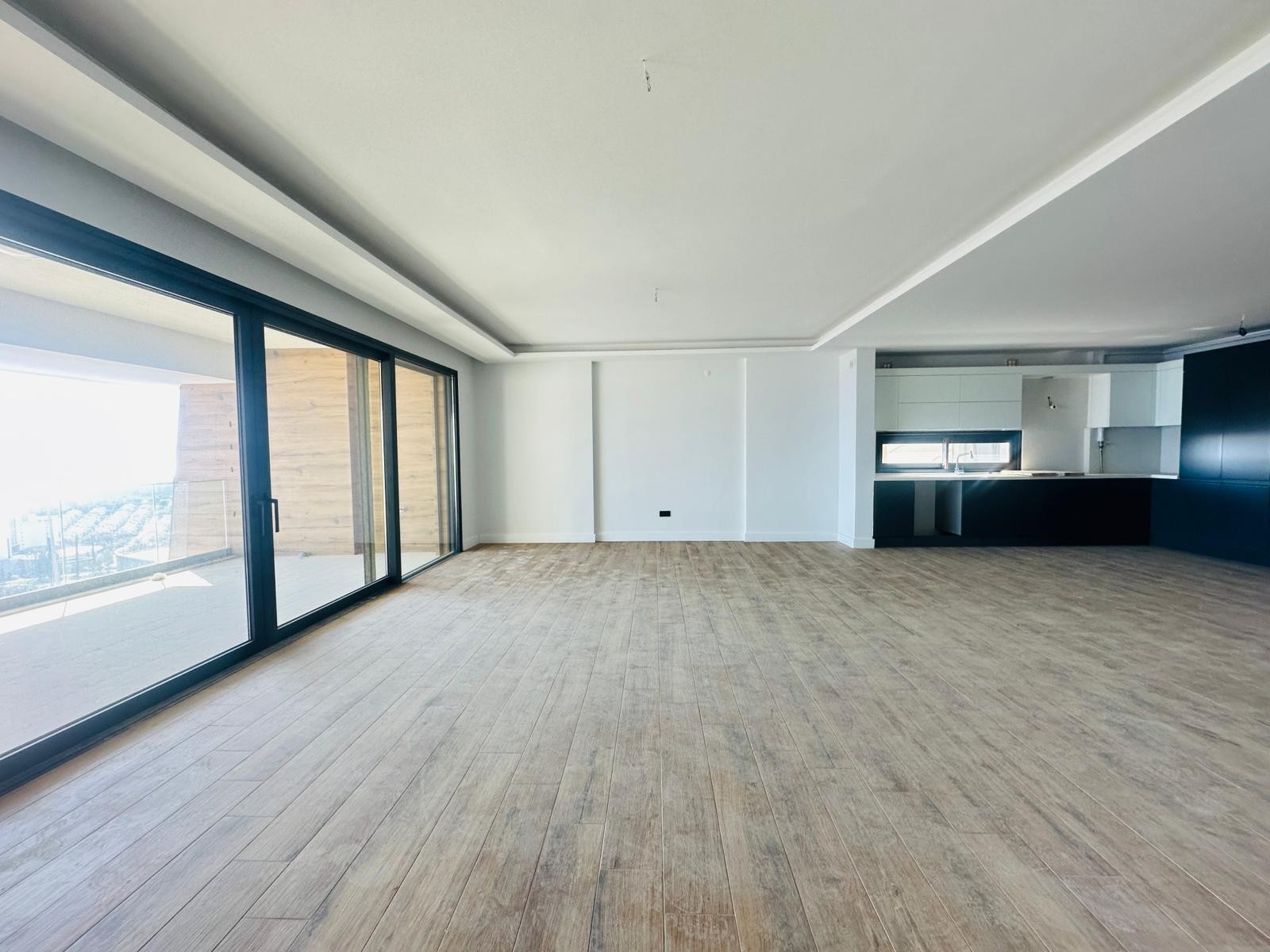 LUXURY 3-BEDROOM APARTMENT WITH UNINTERRUPTED SEA VIEWS KUŞADASI