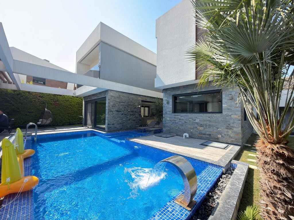 EXCLUSIVE, LUXURIOUS, AND MODERN LIVING IN KUŞADASI!