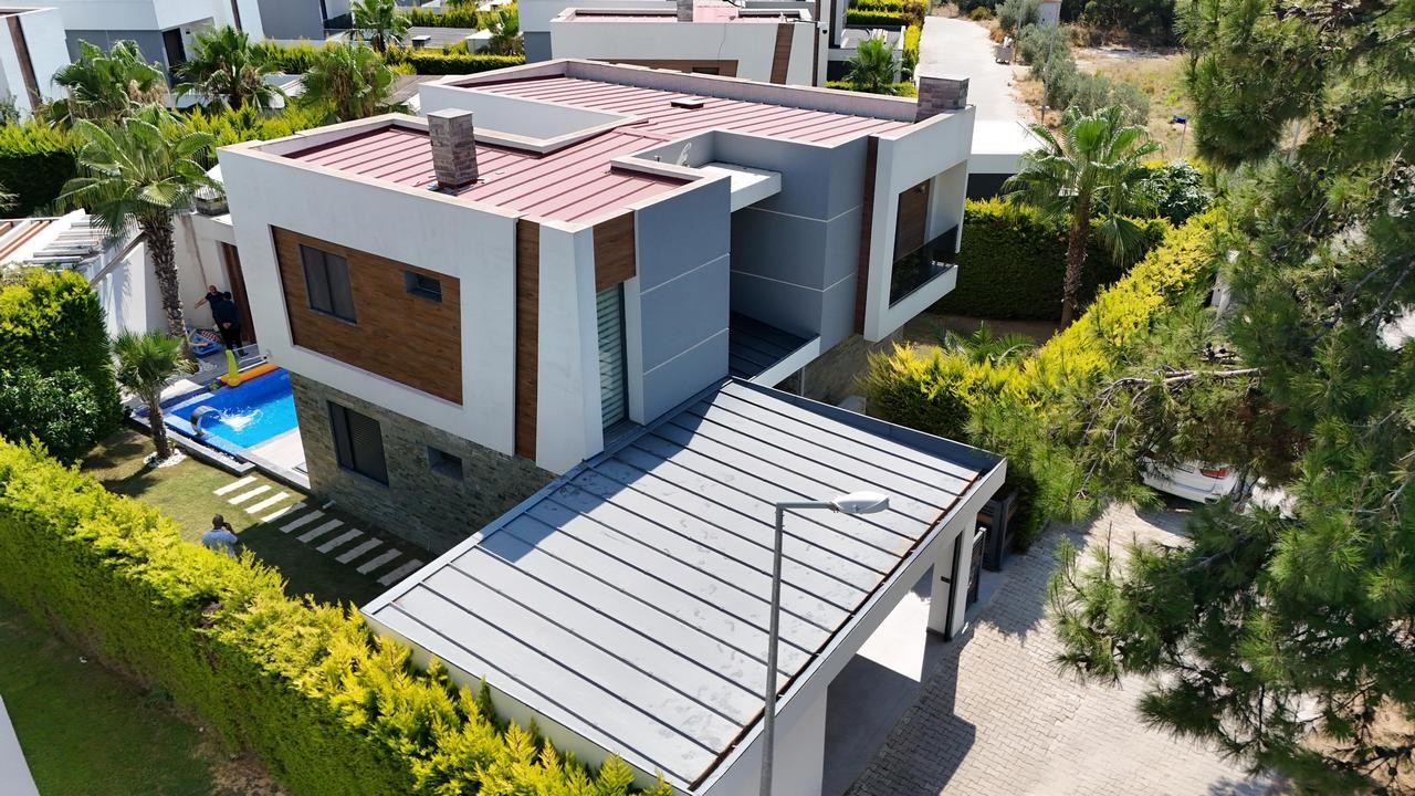 EXCLUSIVE, LUXURIOUS, AND MODERN LIVING IN KUŞADASI!