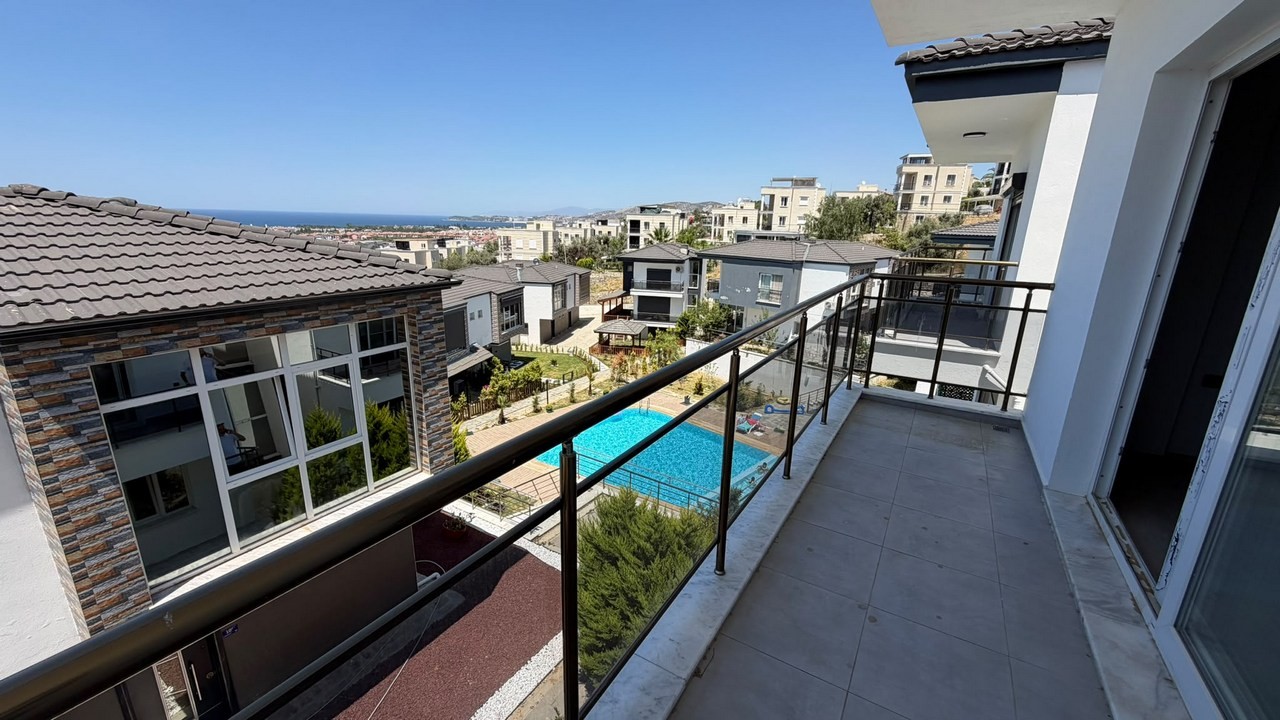 PRİVATE DETACHED VİLLA - 1.5 KM TO LONG BEACH