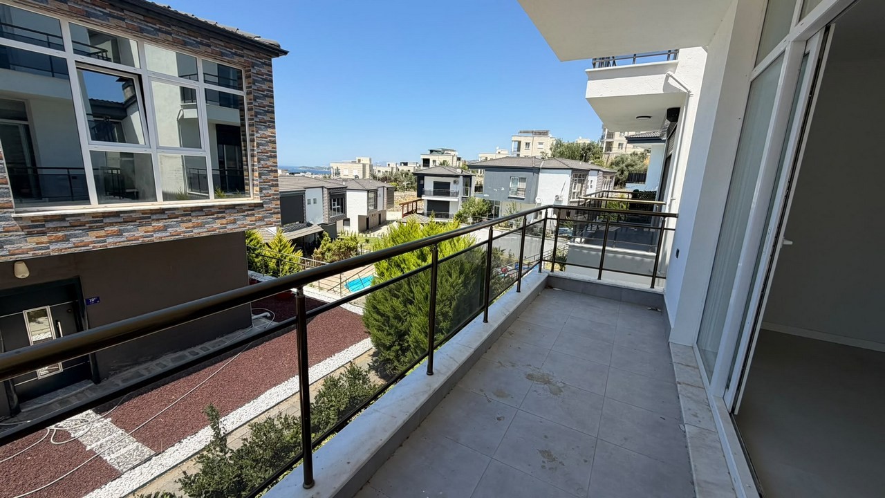 PRİVATE DETACHED VİLLA - 1.5 KM TO LONG BEACH
