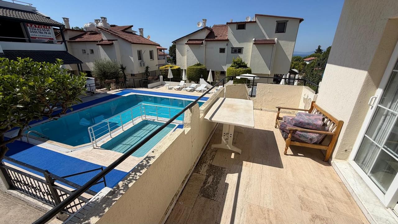 FOR SALE IN KUŞADASI LADIES BEACH | ONLY 400 M TO THE SEA | POOLSIDE CORNER VILLA | 140 SQM NET